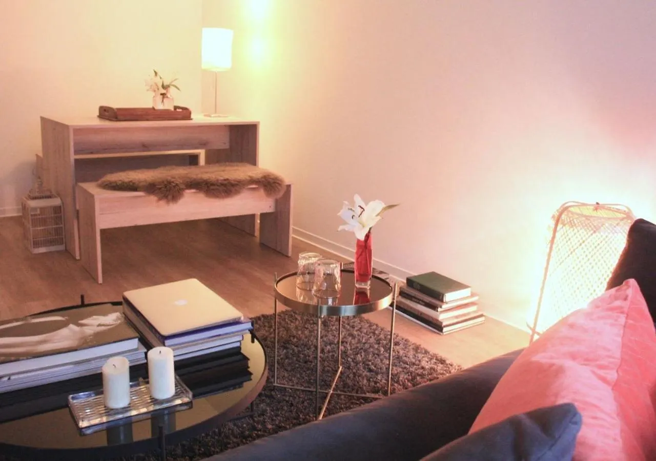Privatzimmer - Zentral - Volksparkstadion - Barrierefrei - Nahe A7 Hambourg 0*,  Allemagne